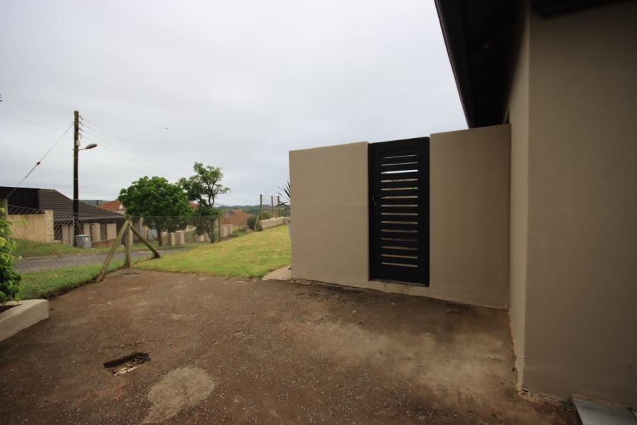 To Let  Bedroom Property for Rent in Kidds Beach Eastern Cape